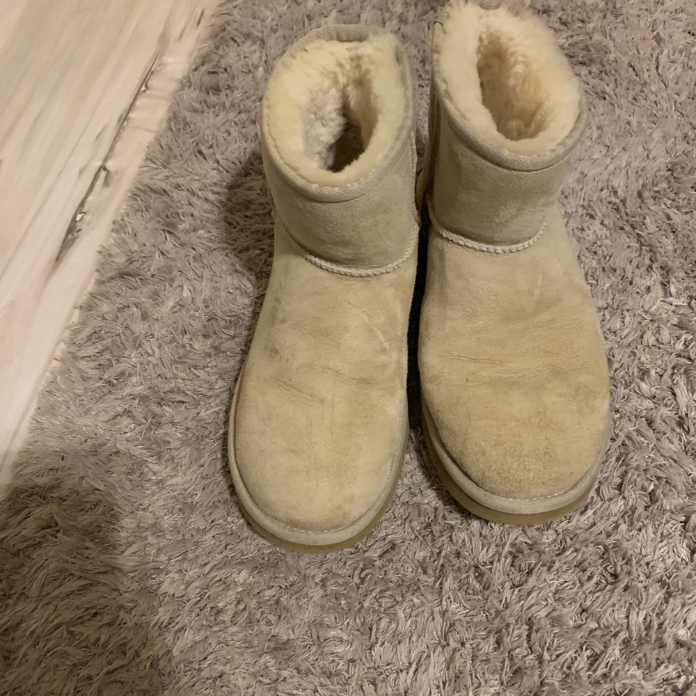EUC size 7 short (ankle) uggs